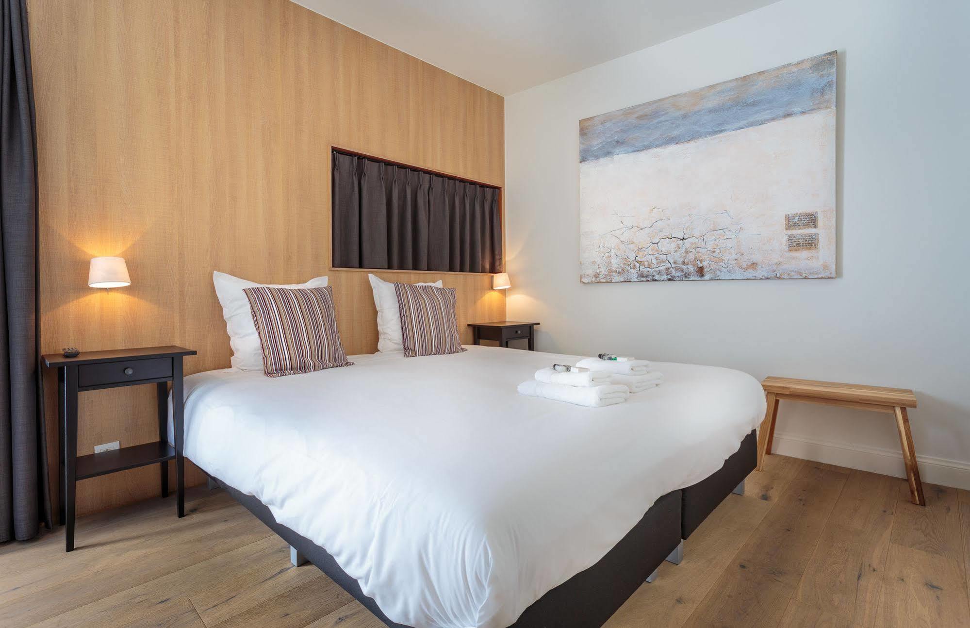 Hotel Bla Bla Брюгге Экстерьер фото